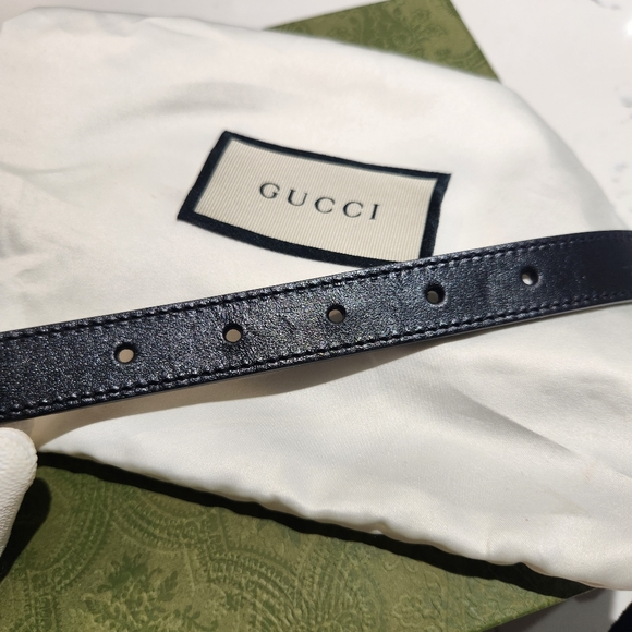 Gucci Leather Belt with Double G Buckle - Picture 6 of 11